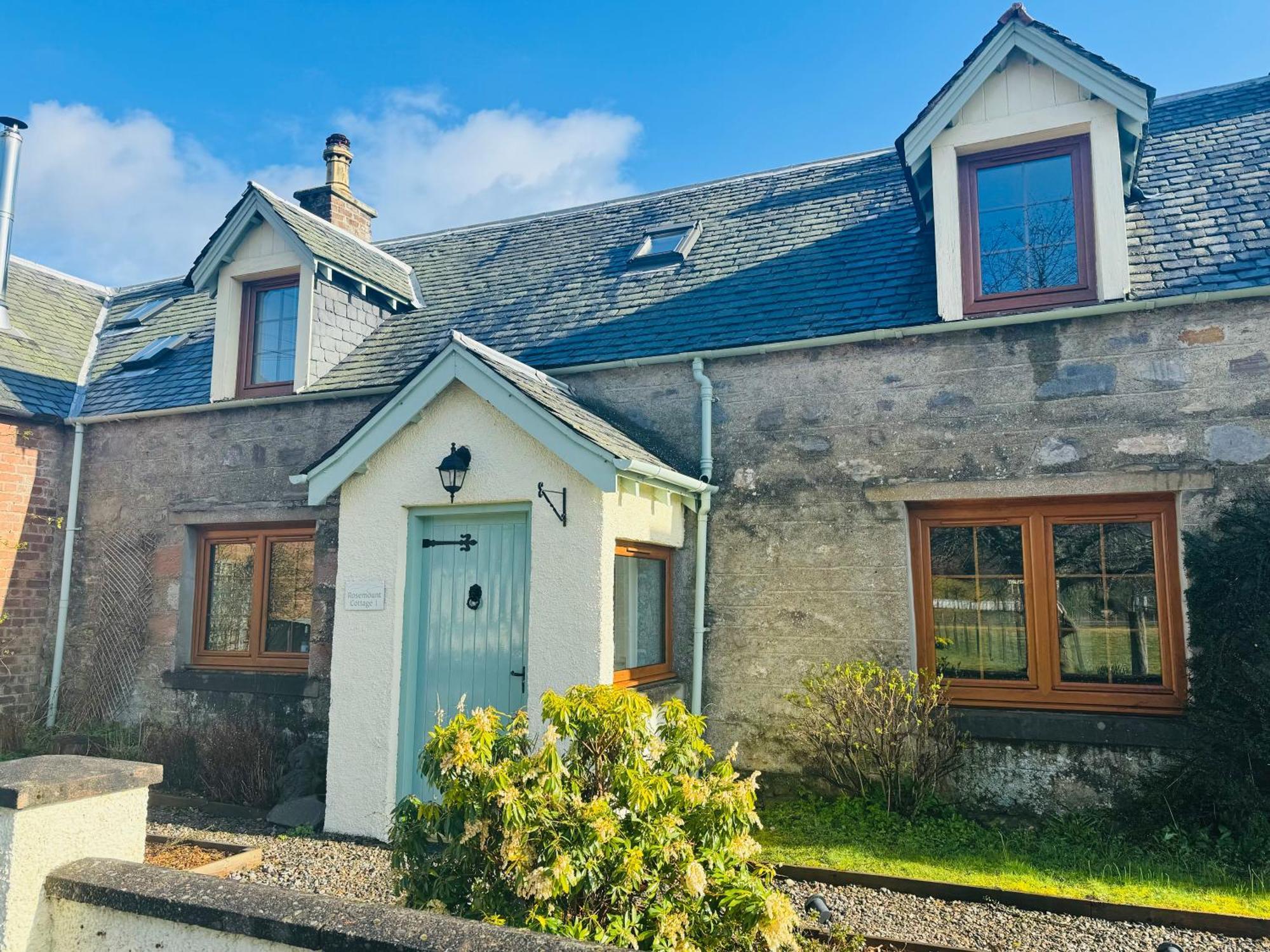 Rosemount Cottage One- Highland Cottage ガーブ エクステリア 写真